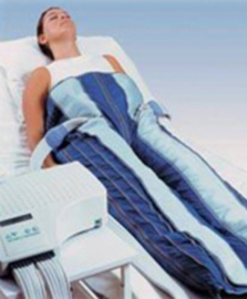 Tratamiento drenante con presoterapia.